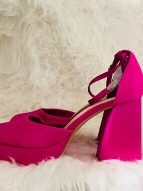 Pink Block Heel Shoe Size 10 - Never Been Worn